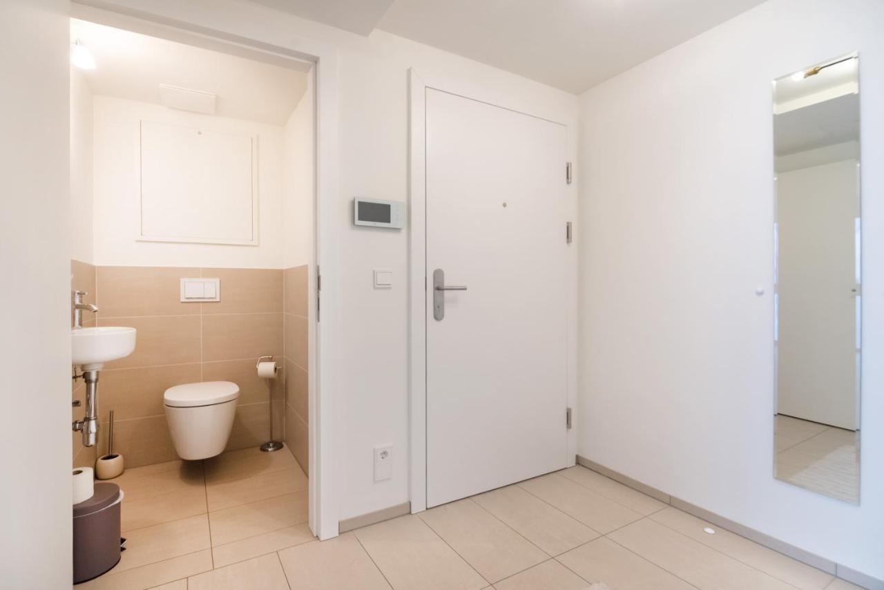 Quiet And Cozy Apartment Next To Mariahilfer Strasse And Naschmarkt With Ac, Minimum 30 Nights Vienna Exterior photo